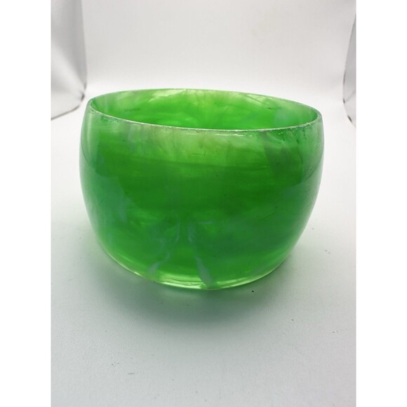 Vintage Apple Green Plastic Wide Bangle Bracelet - Picture 1 of 5